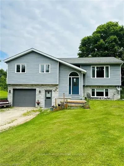 758441 Girl Guide Road, Georgian Bluffs, On N0h 2k0
