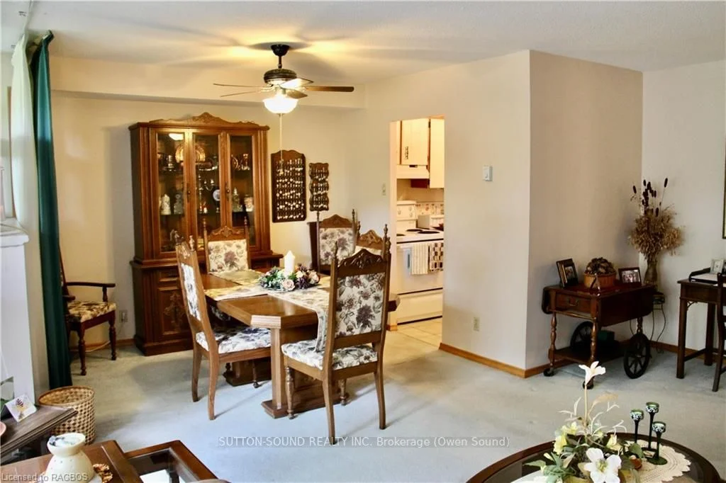 860 E 9TH Street 305, Owen Sound, ON N4K 1R2