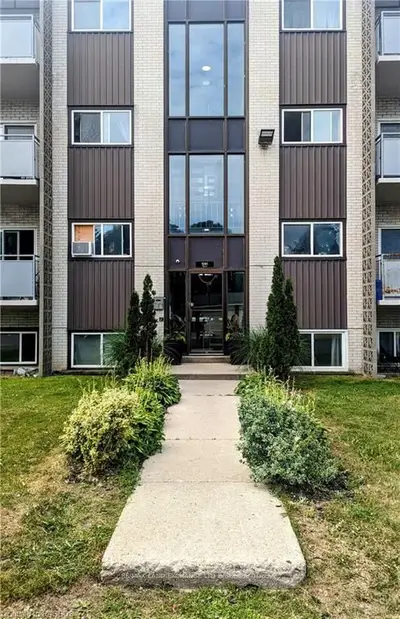 Condo Townhouse in Hanover