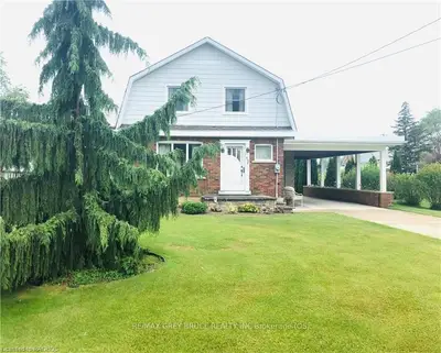958 6th Avenue W, Owen Sound, On N5k 5g4