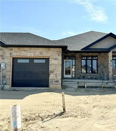 366 Rosner Drive, Saugeen Shores, On N0h 2c8
