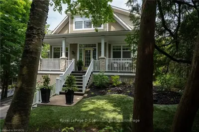 Detached in Saugeen Shores