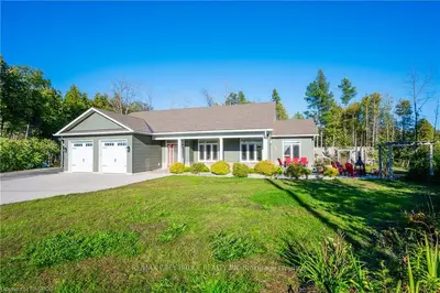 10 Williamson Place, South Bruce Peninsula, On N0h 2t0