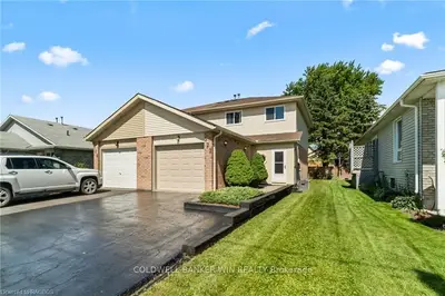 Semi-Detached in Wellington North