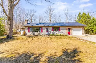 25 Avele Road, South Bruce Peninsula, On N0h 2t0