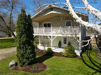 72 Grenville Street N, Saugeen Shores, On N0h 2l0