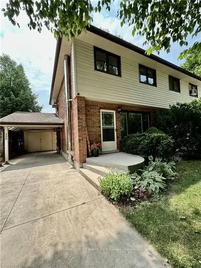 Semi-Detached in Kincardine