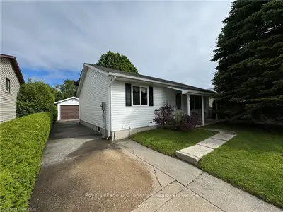 Detached in Saugeen Shores