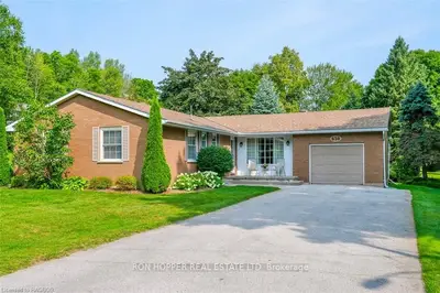 Detached in Owen Sound