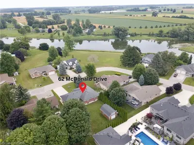 Detached in Huron East