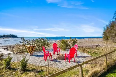 Detached in South Bruce Peninsula