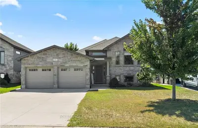 Detached in Kincardine