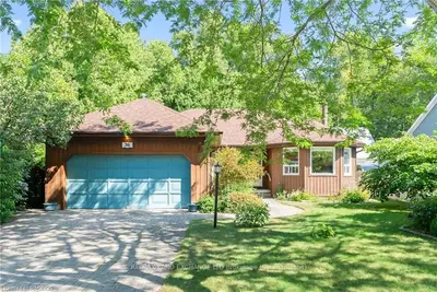Detached in Saugeen Shores