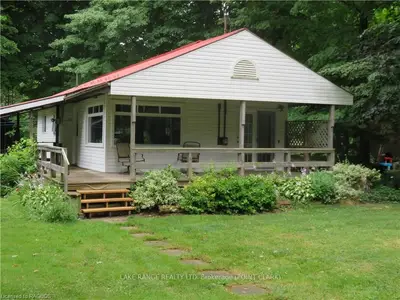 303 W Sauk Court, Huron-kinloss, On N2z 2x3