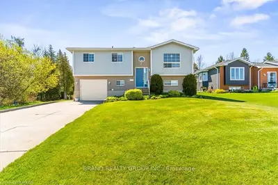 7 Albery Court, Meaford, On N4l 1j8