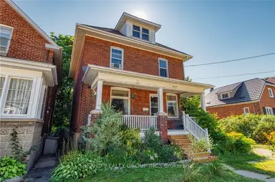 Detached in Owen Sound