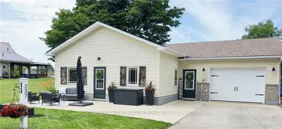 Detached in Saugeen Shores