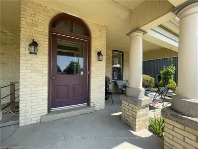 Condo Townhouse in Kincardine