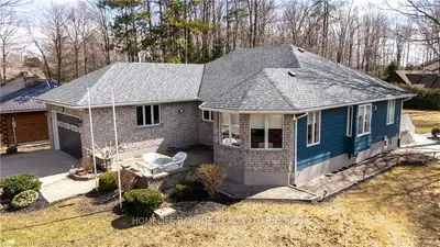 2 Sauble Woods Cres, South Bruce Peninsula, On, N0h 2g0