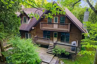 Detached in Grey Highlands