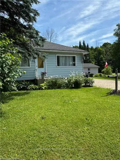 150 Sir Johns Crescent, Georgian Bluffs, On, N0h 2k0