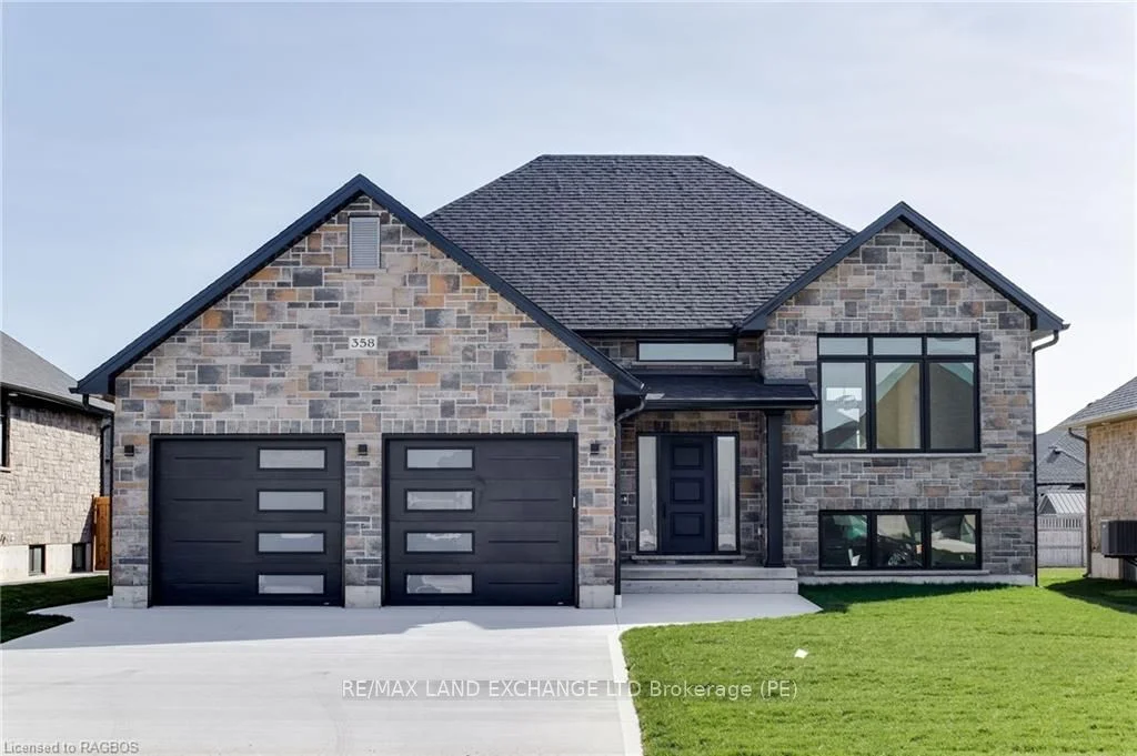Detached in Saugeen Shores