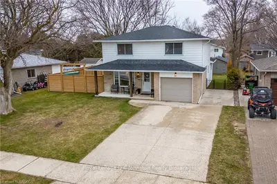 333 Crawford Street, Saugeen Shores, On N0h 2c2