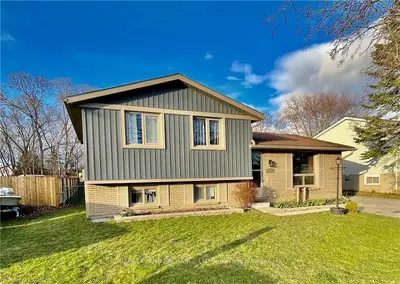 751 Palmateer Drive, Kincardine, On N2z 1r8