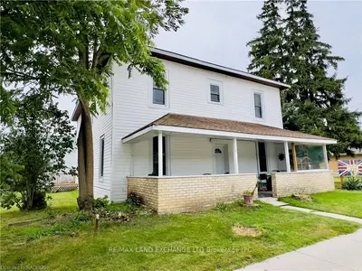 Condo Townhouse in North Huron