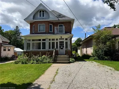 Detached in Owen Sound