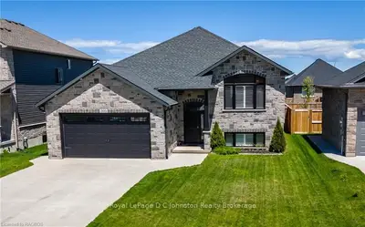 395 Northport Drive, Saugeen Shores, On N0h 2c1