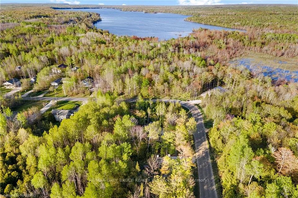 71 MAPLE Drive, Northern Bruce Peninsula, ON N0H 1Z0