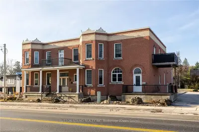 355 Princess Street 1, Georgian Bluffs, On N0h 2k0