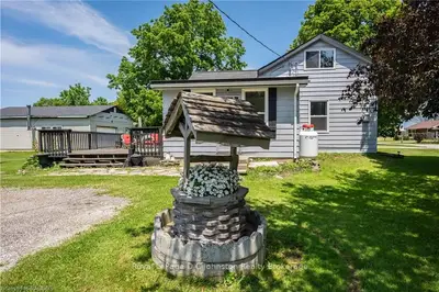 26 Alice Street, South Bruce Peninsula, On N0h 1a0