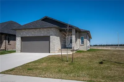 411 Mary Rose Avenue, Saugeen Shores, On N0h 2c3