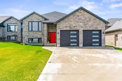 Detached in Kincardine