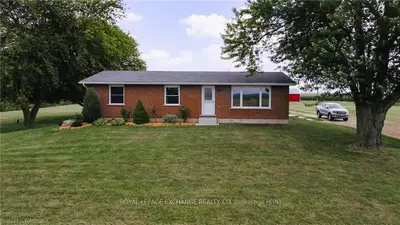 Detached in Huron-Kinloss