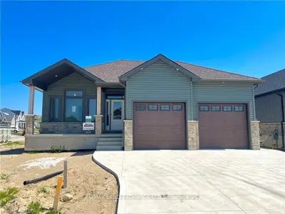 160 Westlinks Drive, Saugeen Shores, On N0h 2c3