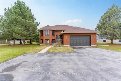 363618 Lindenwood Road, Georgian Bluffs, On N0h 1s0