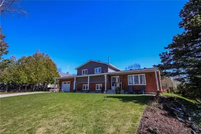 17 Moore Street, Northern Bruce Peninsula, On N0h 1w0