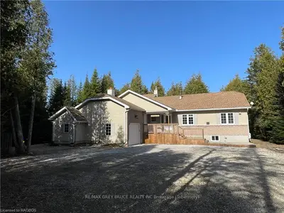 124 Lakewood Country Lane, Northern Bruce Peninsula, On N0h 1w0