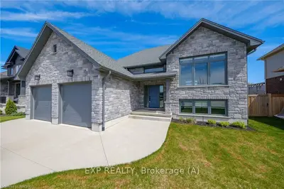 439 Devonshire Road, Saugeen Shores, On N0h 2c2