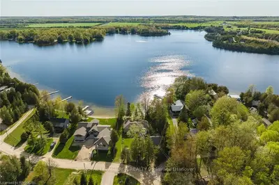258 Mc Cullough Lake Dr, Chatsworth, On, N0h 2v0
