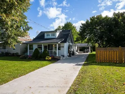 1867 5th Avenue E, Owen Sound, On N4k 2s6