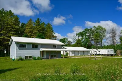 Detached in Chatsworth