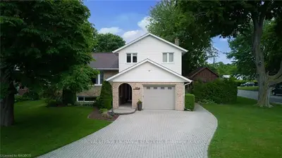 1104 Huron Terrace, Kincardine, On N2z 1e9