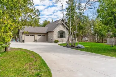32 Upper Lorne Beach Road, Kincardine, On N0g 2t0