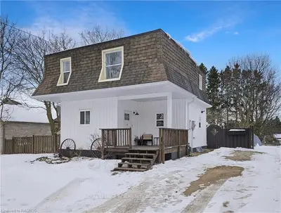 136 Isla Street, Grey Highlands, On N0c 1h0