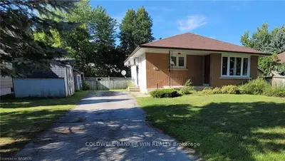 565 Waterloo Street, Wellington North, On N0g 2l3