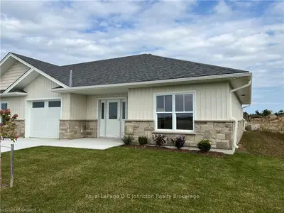 1083 Waterloo Street N, Saugeen Shores, On N0h 2c3